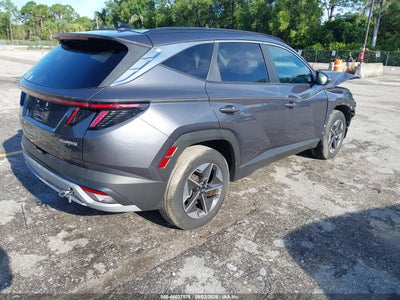 HYUNDAI TUCSON HYBRID