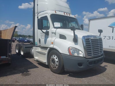 2014 Freightliner Cascadia 113
