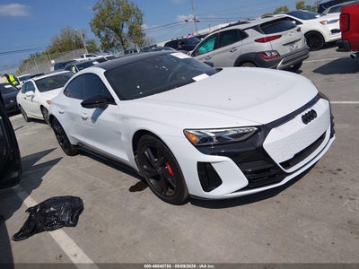 AUDI E-TRON GT