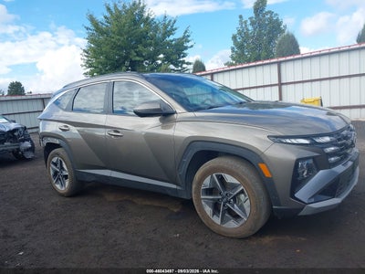 HYUNDAI TUCSON HYBRID
