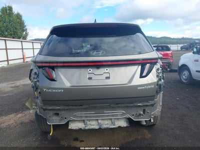 HYUNDAI TUCSON HYBRID