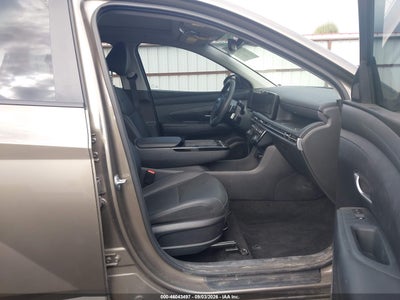 HYUNDAI TUCSON HYBRID