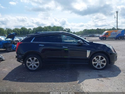 CADILLAC SRX