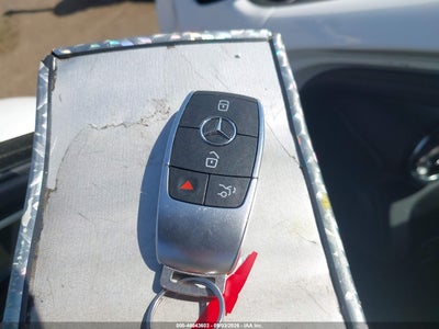 MERCEDES-BENZ A 220