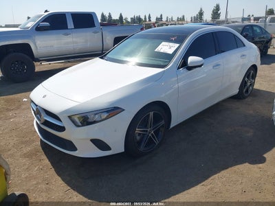 MERCEDES-BENZ A 220