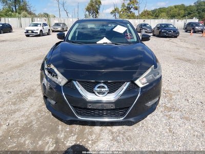 NISSAN MAXIMA