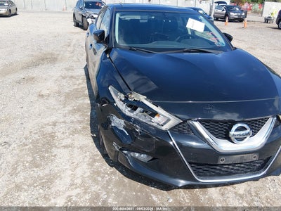 NISSAN MAXIMA