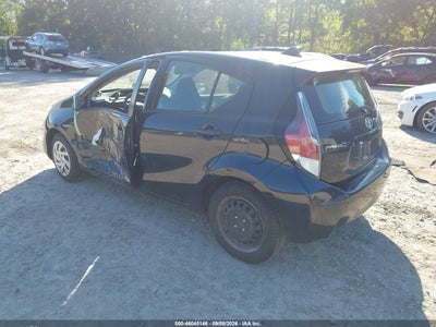 TOYOTA PRIUS C