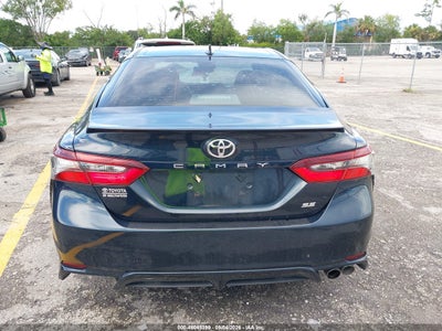 TOYOTA CAMRY