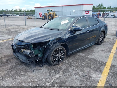 TOYOTA CAMRY