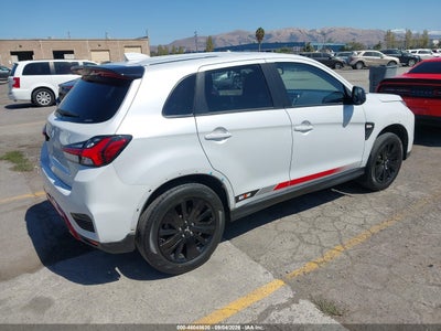 MITSUBISHI OUTLANDER SPORT