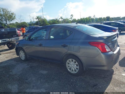 NISSAN VERSA