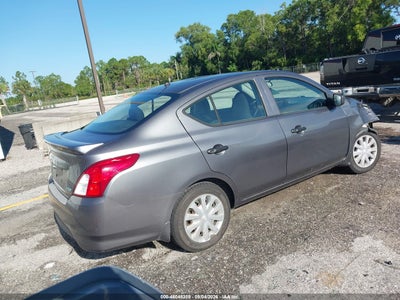NISSAN VERSA