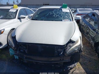 INFINITI Q70