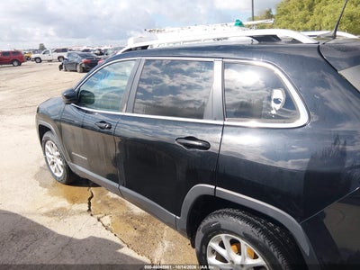2018 JEEP CHEROKEE 14
