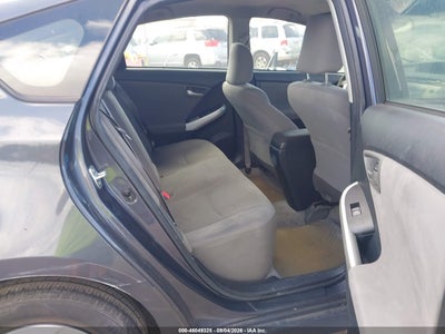 2014 TOYOTA PRIUS 8