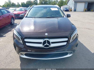 MERCEDES-BENZ GLA 250