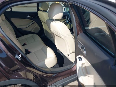 MERCEDES-BENZ GLA 250
