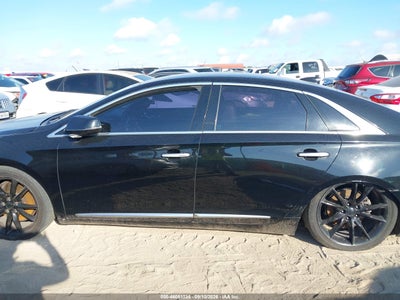 CADILLAC XTS