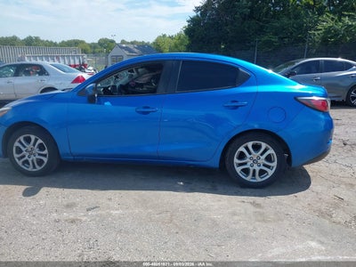 TOYOTA YARIS IA