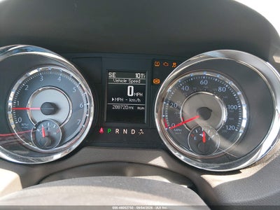 CHRYSLER TOWN & COUNTRY