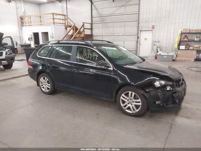 2013 VOLKSWAGEN JETTA SPORTWAGEN 2.0L TDI