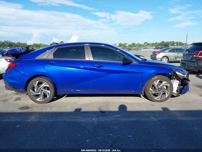 HYUNDAI ELANTRA