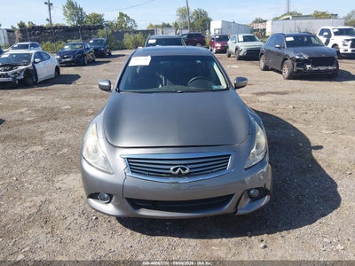 INFINITI Q40