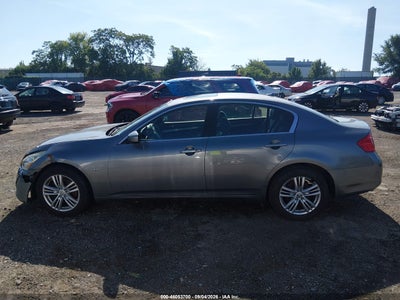 INFINITI Q40