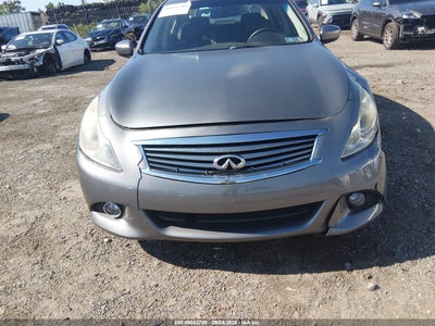 INFINITI Q40