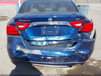 NISSAN MAXIMA