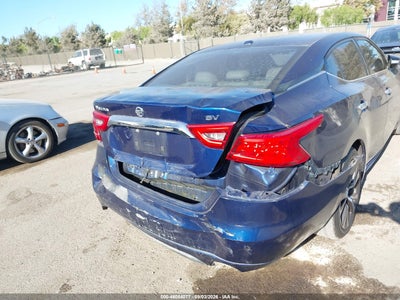 NISSAN MAXIMA