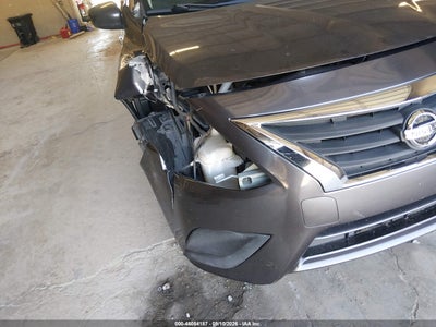 NISSAN VERSA