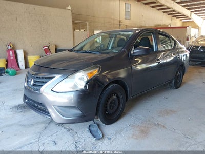 NISSAN VERSA