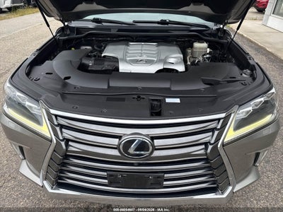 2016 LEXUS LX 570 10
