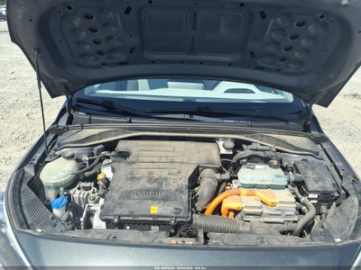 2020 HYUNDAI IONIQ HYBRID 10
