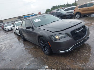 2019 Chrysler 300