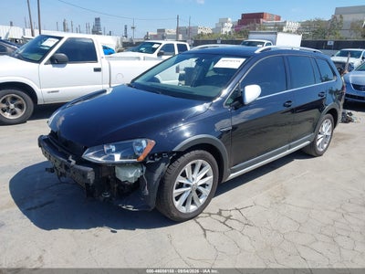 VOLKSWAGEN GOLF ALLTRACK