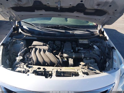 NISSAN VERSA