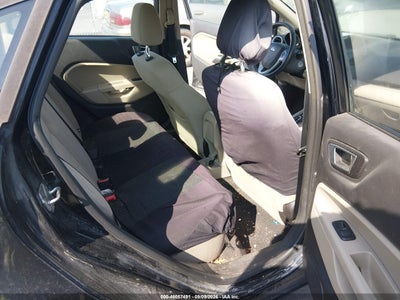 2016 FORD FIESTA 8