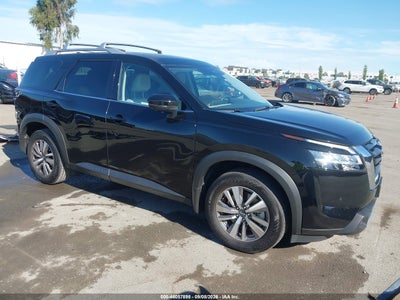 NISSAN PATHFINDER
