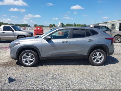 CHEVROLET TRAX