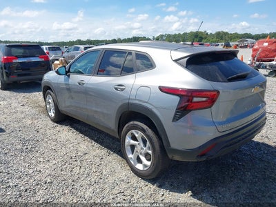CHEVROLET TRAX