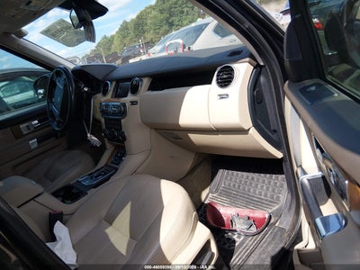 LAND ROVER LR4