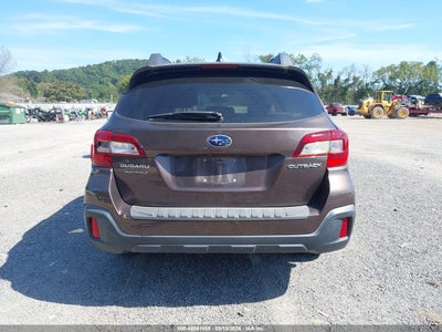 SUBARU OUTBACK