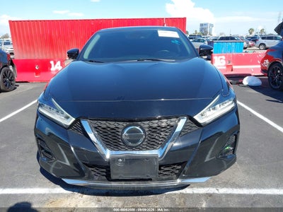 NISSAN MAXIMA