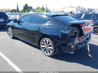 NISSAN MAXIMA