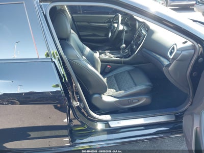NISSAN MAXIMA