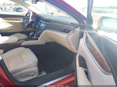 CADILLAC XTS