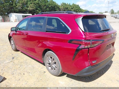 TOYOTA SIENNA